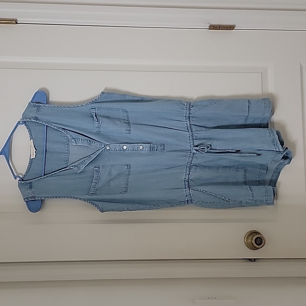 Lovestitch Size Unknown 100% Tencel Sleeveless Romper, Light Wash Denim Color